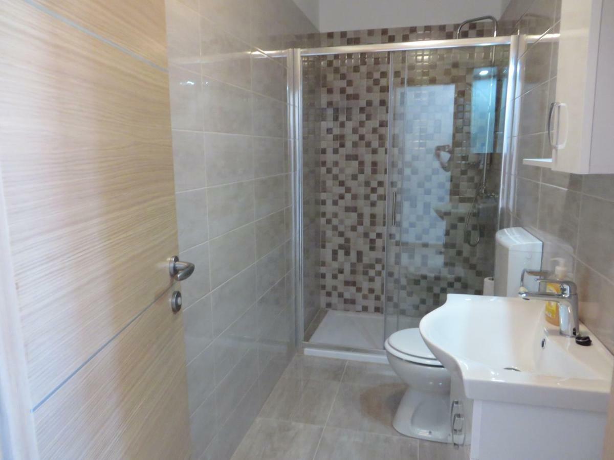 Luka Apartments Biograd na Moru Kültér fotó