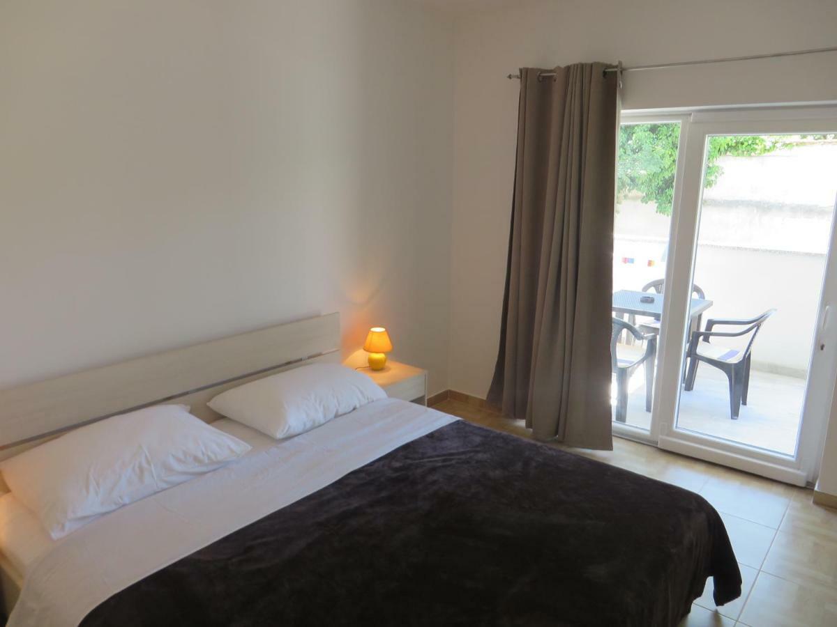 Luka Apartments Biograd na Moru Kültér fotó