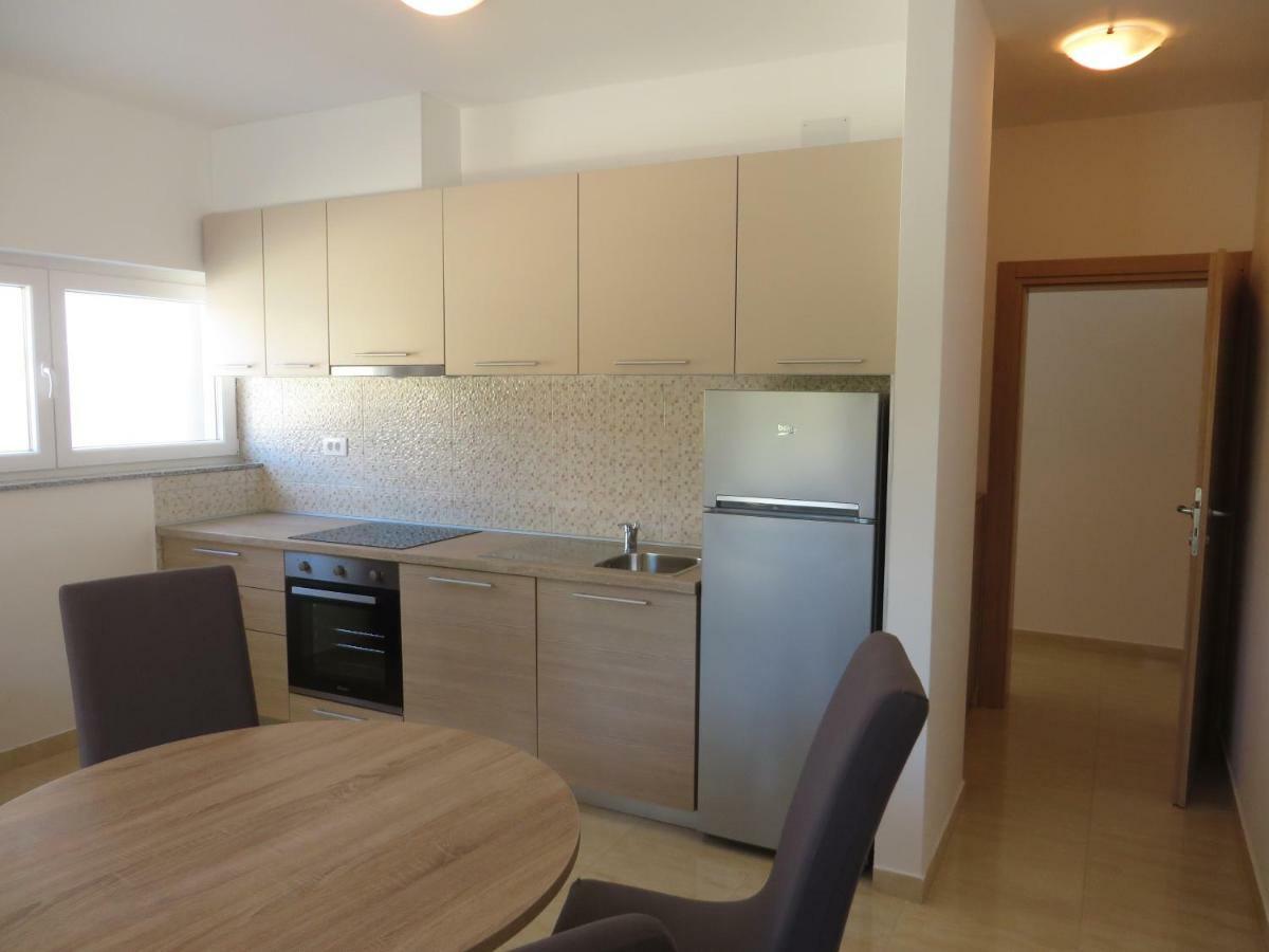 Luka Apartments Biograd na Moru Kültér fotó