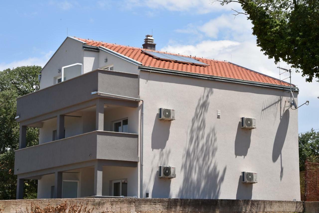 Luka Apartments Biograd na Moru Kültér fotó